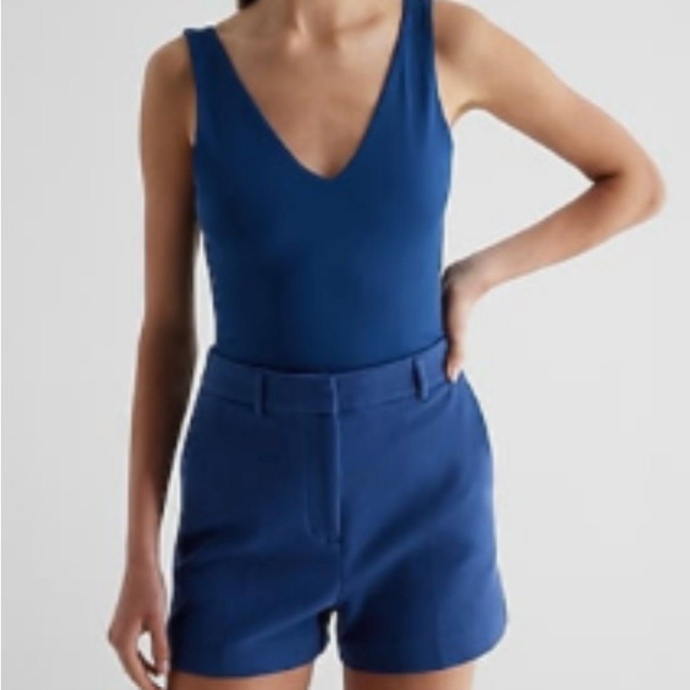 NWT Express Body Contour High Compression Double V Neck Tank Ocean Blue Medium